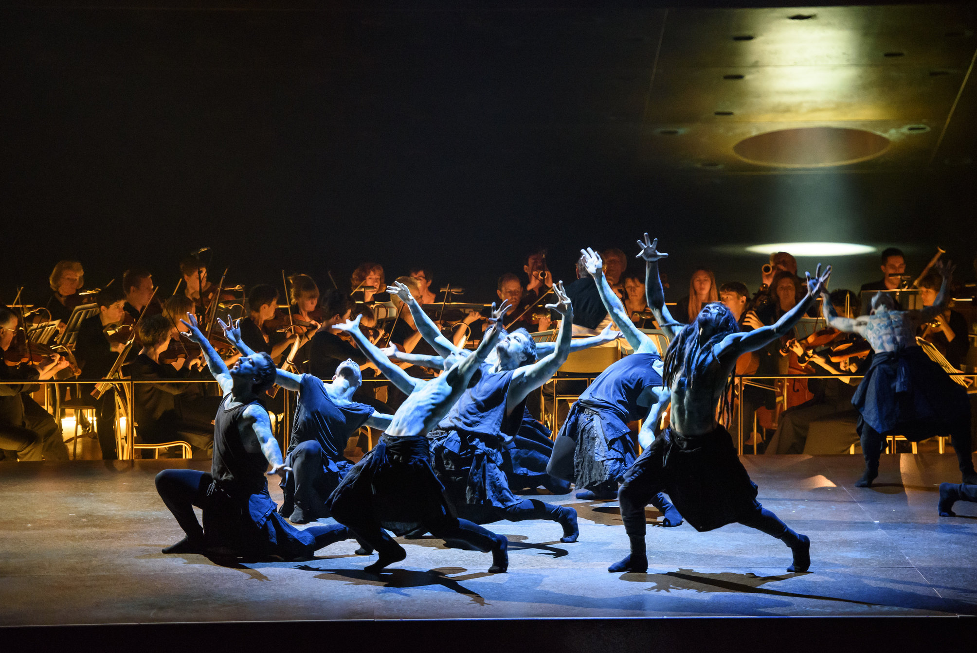 Orphee Et Eurydice Stage Rehearsal Roh;director; John Fulljames,choreography; Hofesh Shechter,performers,conductor; John Eliot Gardiner,orphee; Juan Diego Florez,eurydice; Lucy Crowe,amour; Amanda Forsythe,dancers; Hofesh Shechter Company, Chor